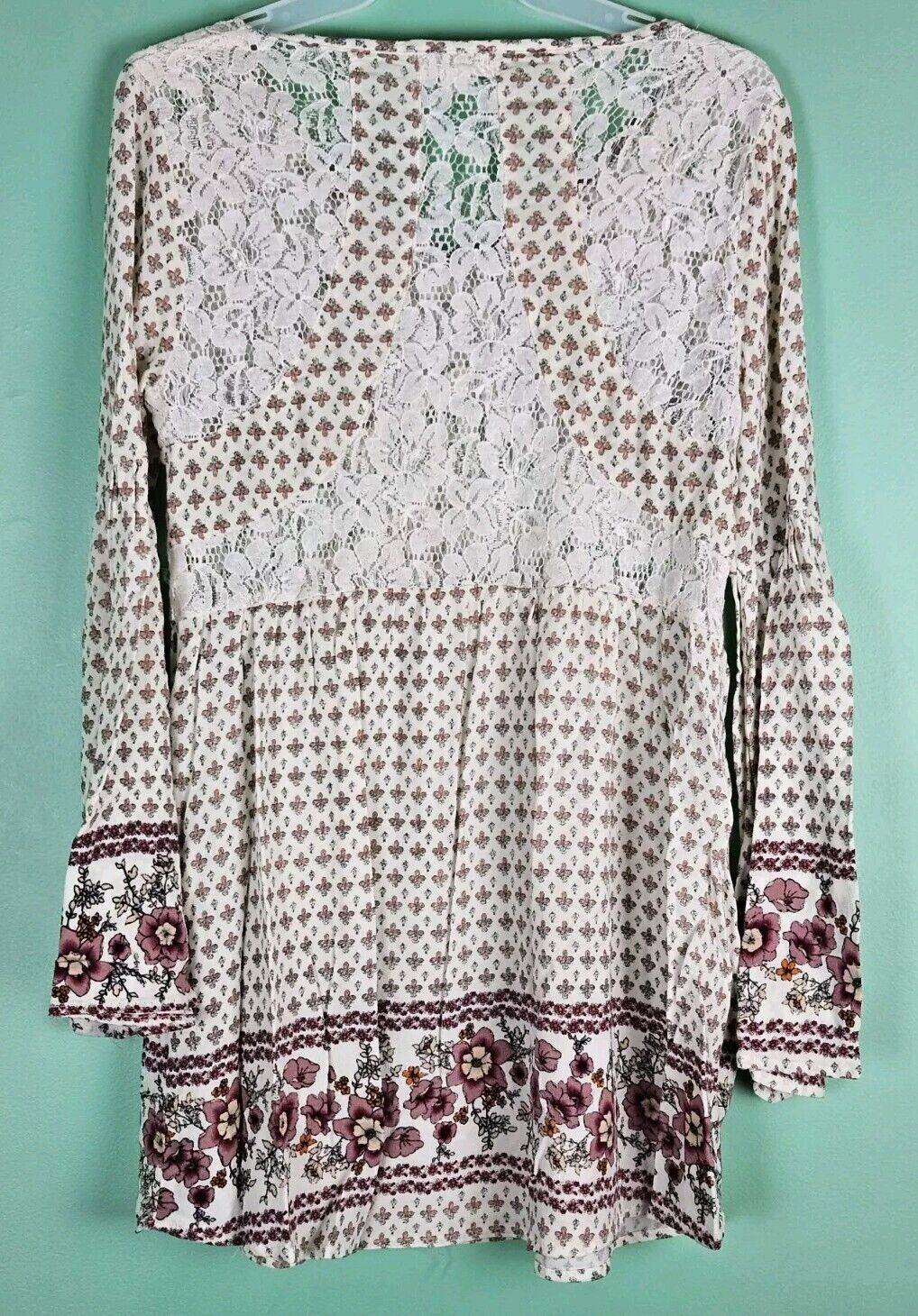 Taylor and Sage Red/White Patterned Dress Size Small Long Sleeve