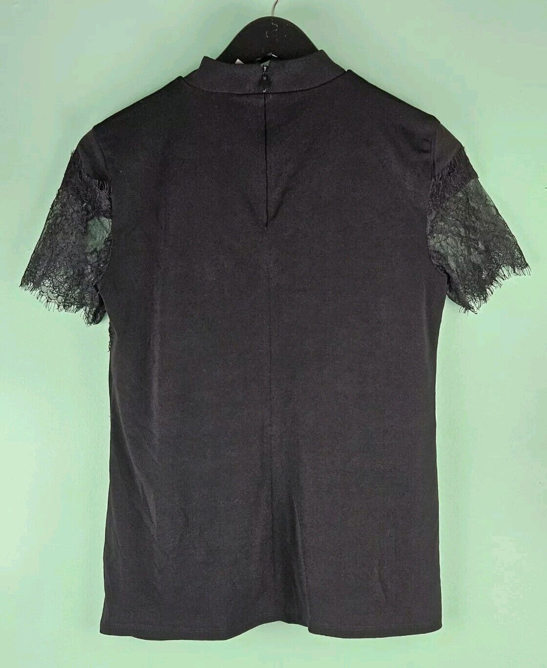 Decree Small S Top Black Lace Short Sleeve Back Zip Lined