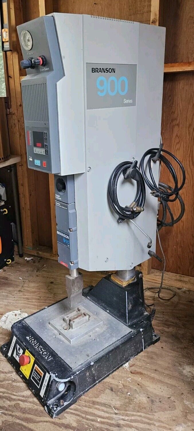 BRANSON 910IW ULTRASONIC PLASTIC WELDER