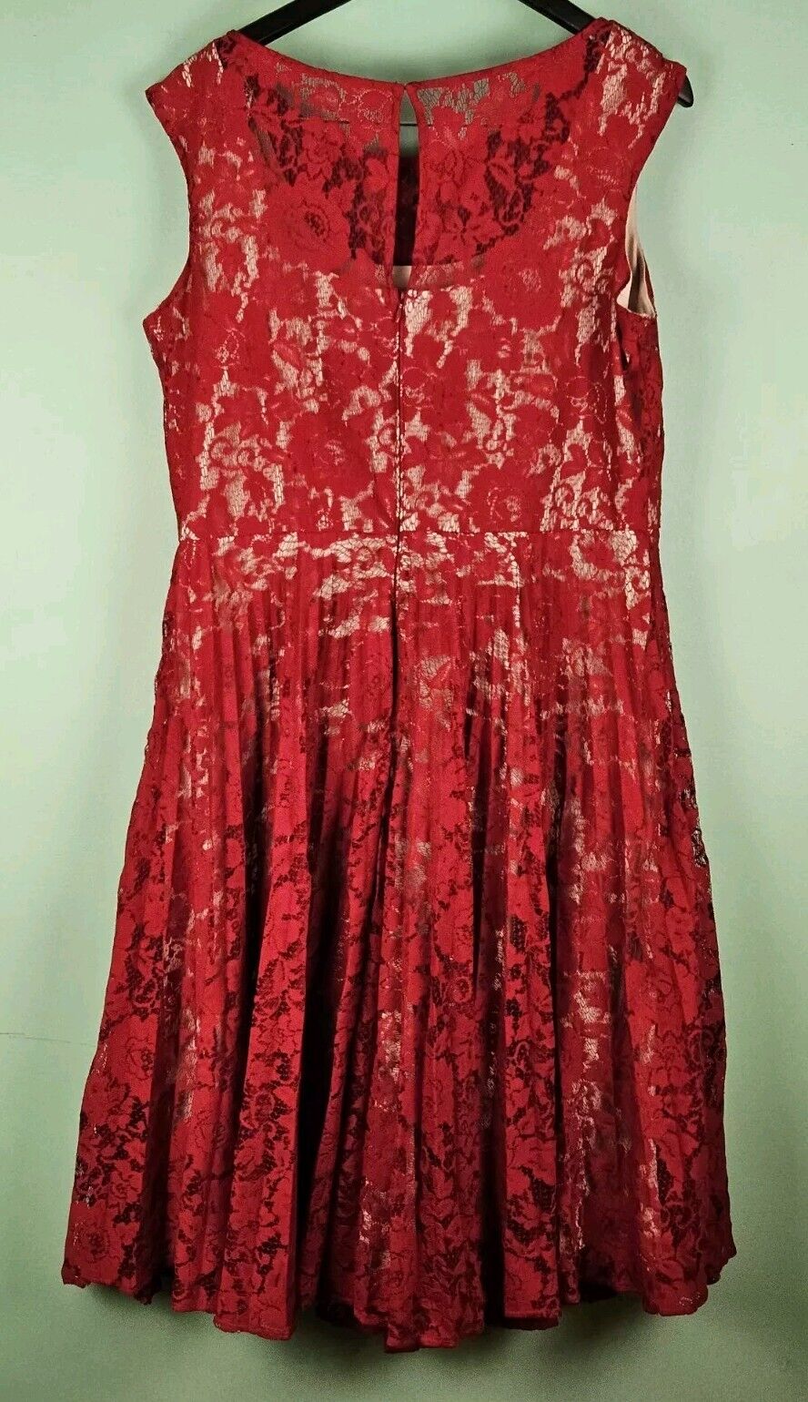 Julian Taylor NY Dress Sz 16 Red Floral Lace Nude Sleeveless Accordian Midi