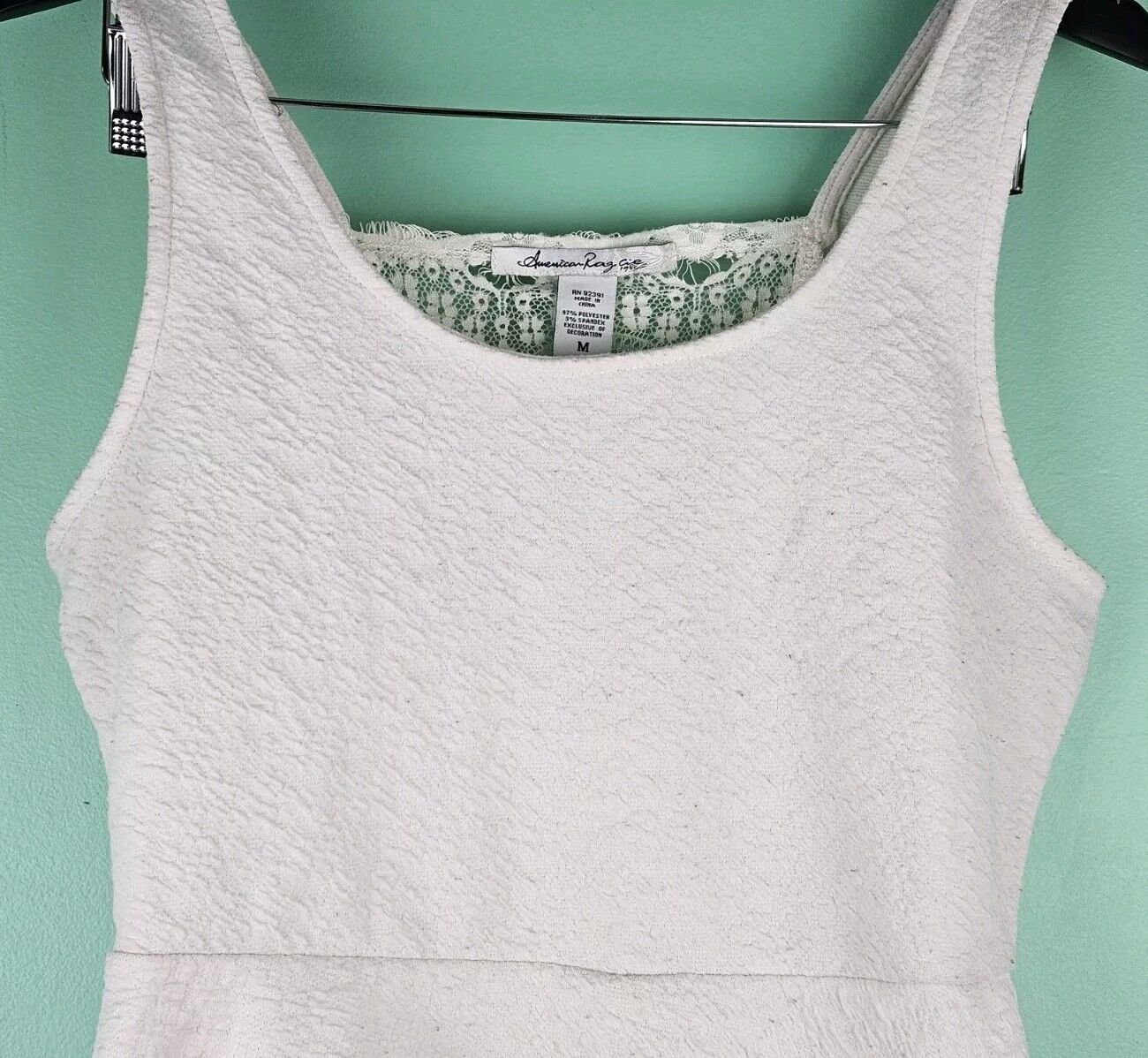 American Rag Cie Womens Medium Off White Sleeveless Stretch Tank Top V Neck Lace