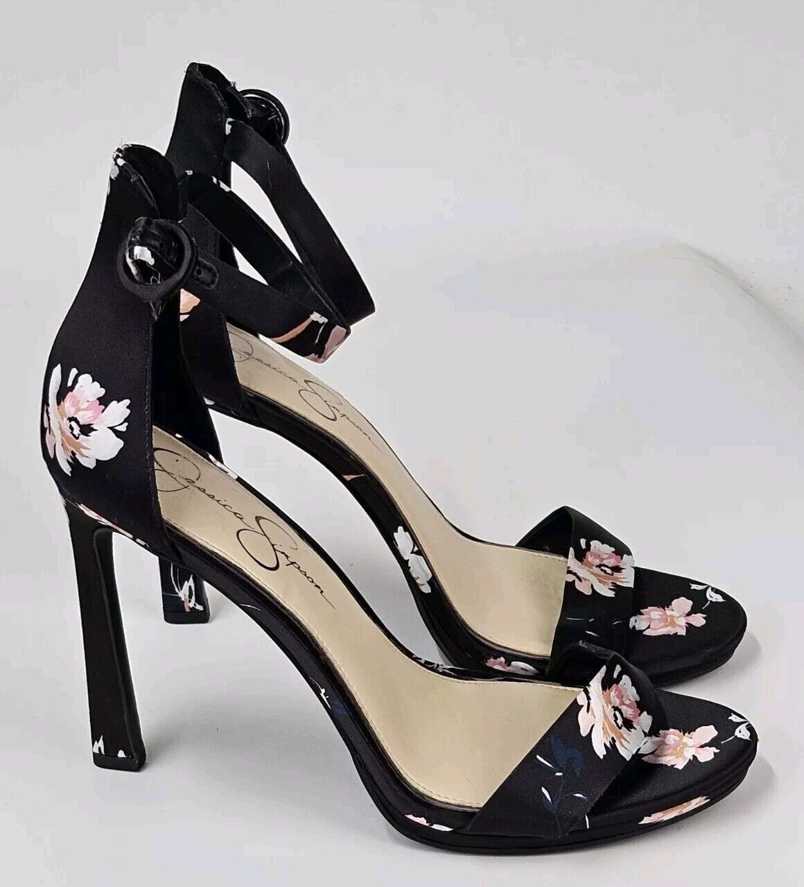 Jessica Simpson | Black Floral Stain Heels Size 10