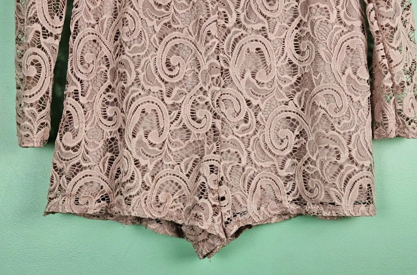 Charlotte Russe Women's Romper Pink Short V-Neck Lace Size Medium