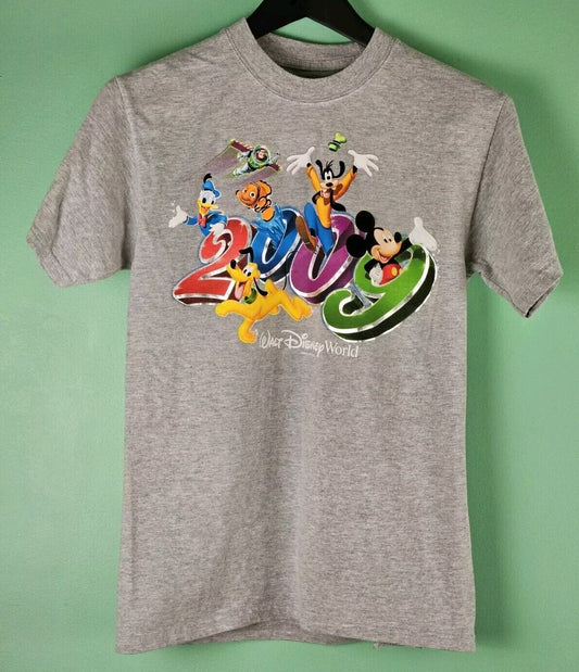 DISNEYLAND WALT DISNEY GRAPHIC TEE MICKEY MOUSE DONALD DUCK 2009 SIZE Small