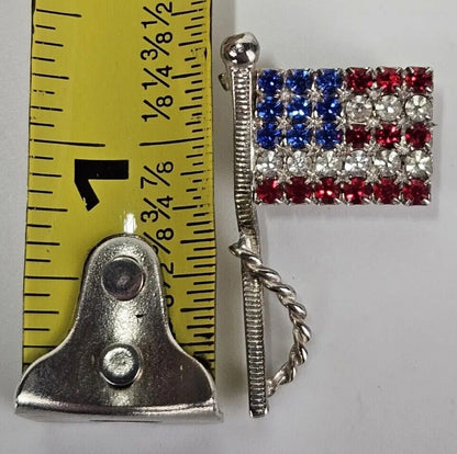 GRANDMA GRABE'S BEAUTIFUL VINTAGE RED WHITE BLUE RHINESTONE AMERICAN FLAG BROOCH