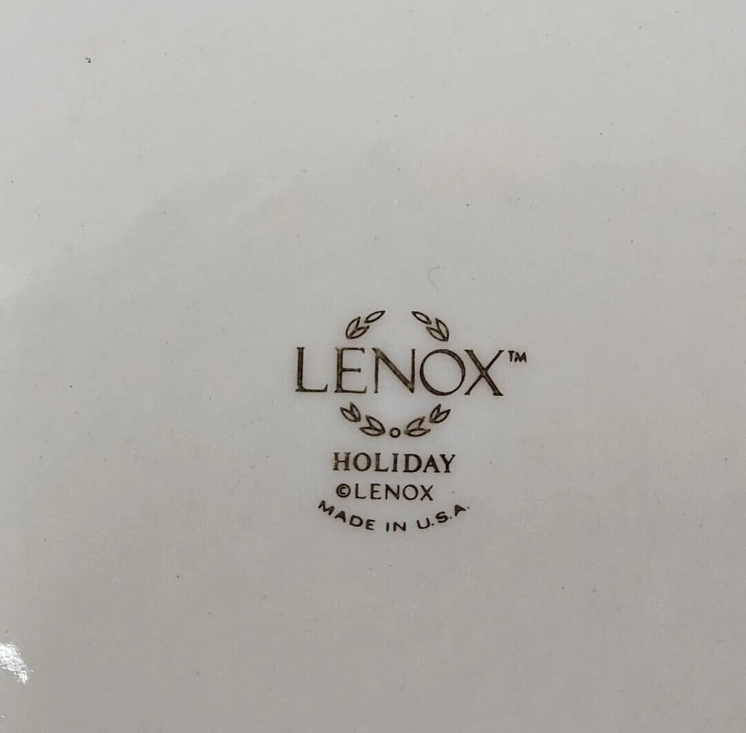 Lenox Holiday Round Dish "Love" Holly Berries Gold Rim 8"