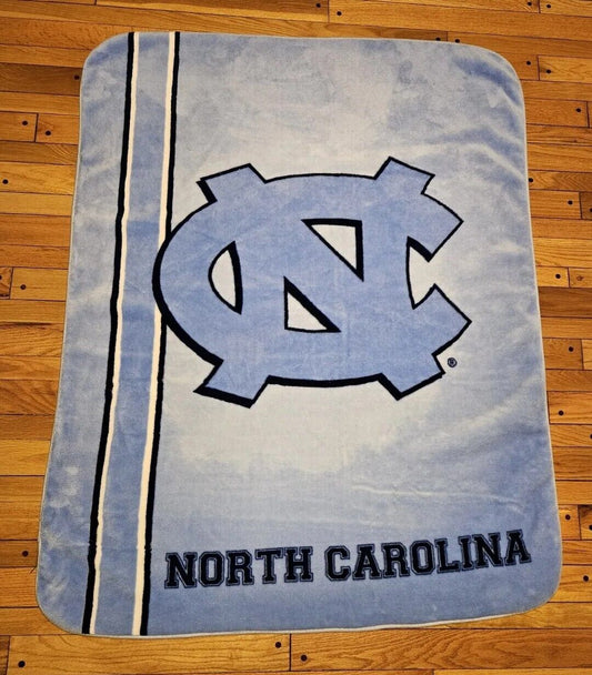 UNC North Carolina TarHeels Throw Blanket Thin Fleece Logochairs Blue 60”x 47”