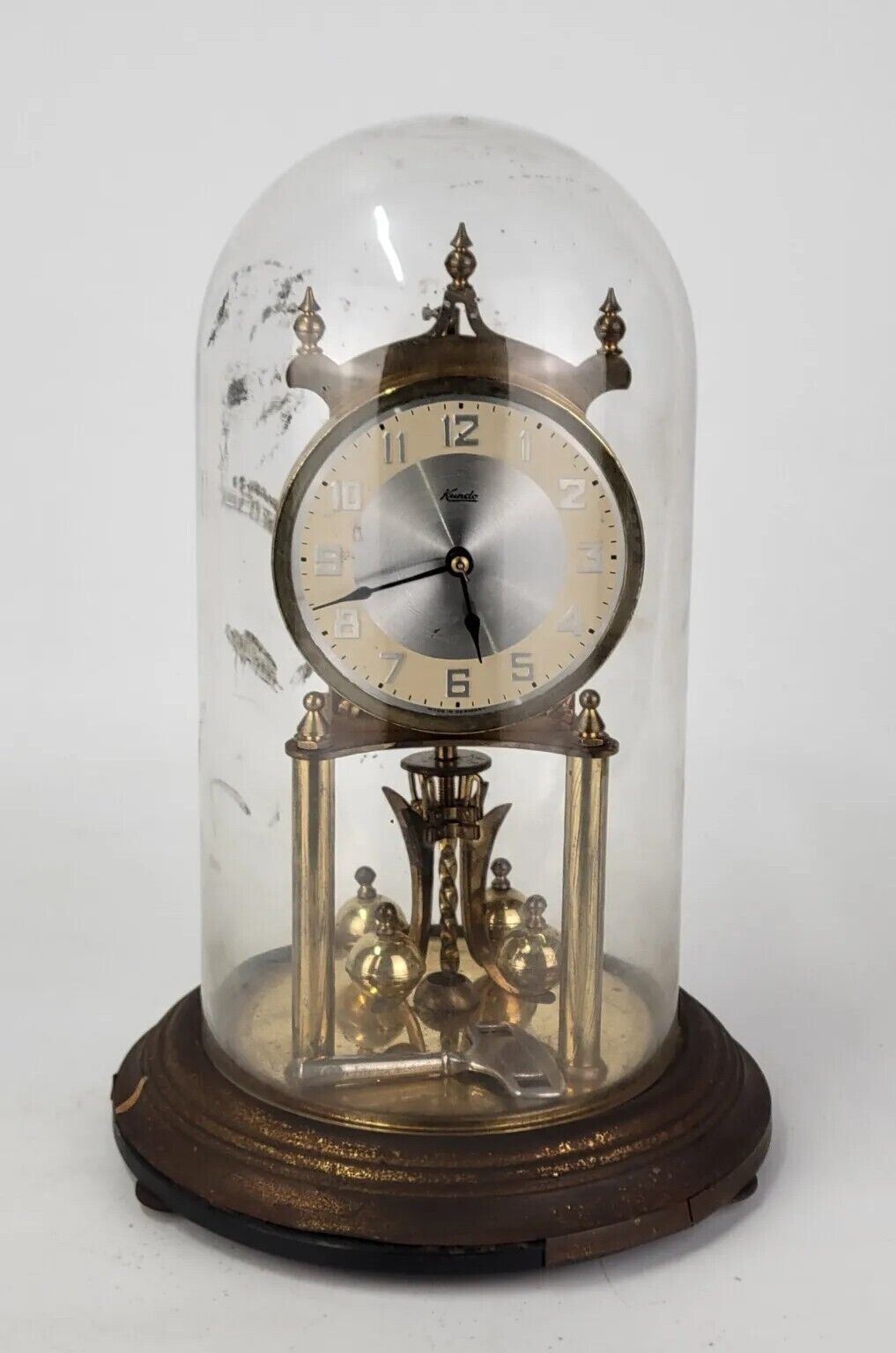 Kundo 400 Day Anniversary Clock with Key KIENINGER AND OBERGFELL KEY