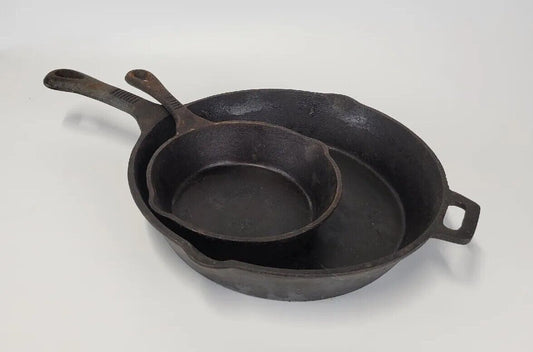 9 inch Cast Iron Corn Bread Pan /Skillet with Handle