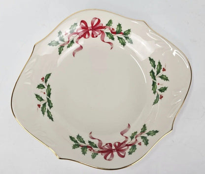 Lenox Holiday Round Dish "Love" Holly Berries Gold Rim 8"